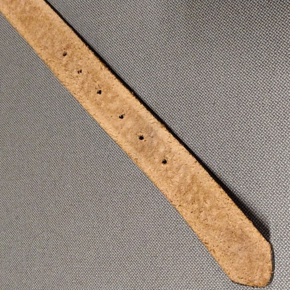 42" Leather Eagle embossed belt - Picture 4 of 8